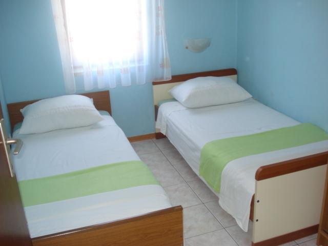 Apartments Zdenka Rogoznica  Esterno foto
